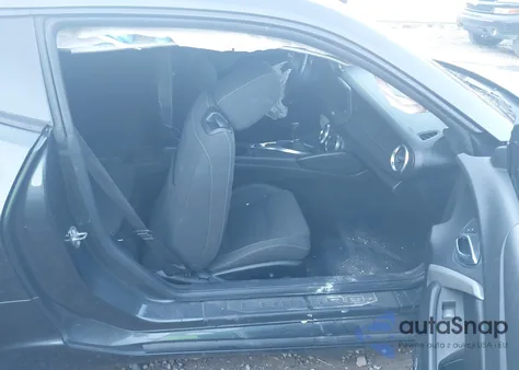 2017 Chevrolet Camaro 1Ss z USA, uszkodzony, nr VIN 1G1FF1R7XH0207661